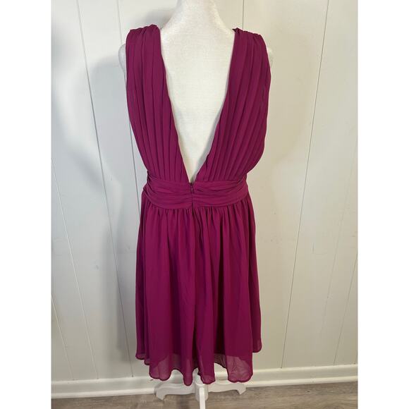 Love by Design Melissa Plunge Neck Chiffon Fit & Flare Dress in Berry Size L - Picture 5 of 6